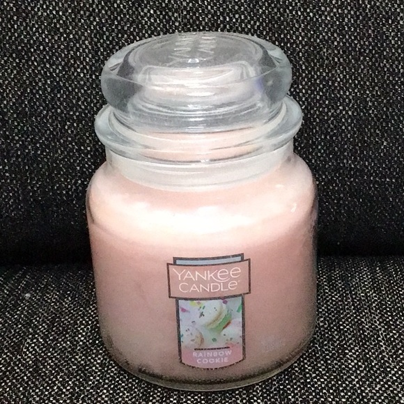 Yankee Candle- Rainbow Cookie